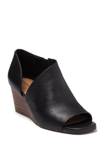 Incaltaminte femei lucky brand tylera leather wedge sandal black 01
