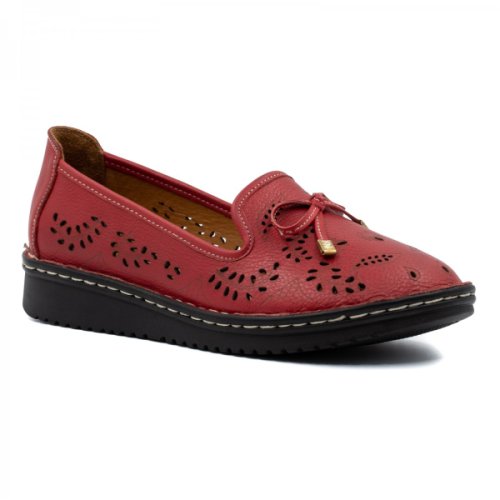 Pantofi casual dama, dogati, din piele naturala perforata, culoare rosu, cod dgt-n-3-r