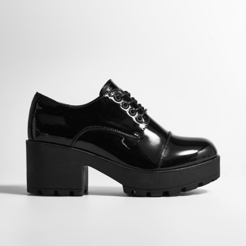 Cropp - pantofi derby cu talpă groasă plată - negru